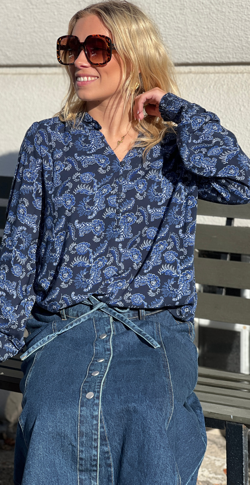 Josa bluse med v-halsudskæring surf the web mix B.young