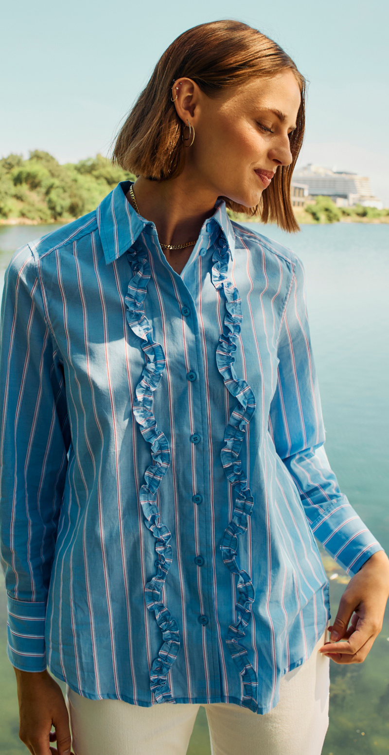 Sirana bluse med frynsedetaljer og striber chambray blue w. star off-white