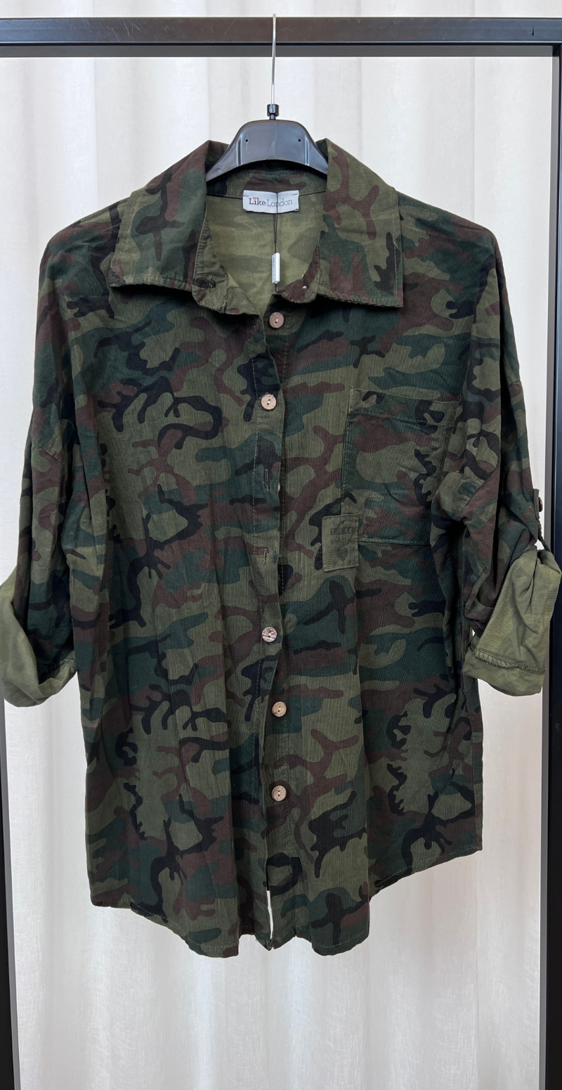 Venia fløjlsskjorte med lomme camouflage green LikeLondon