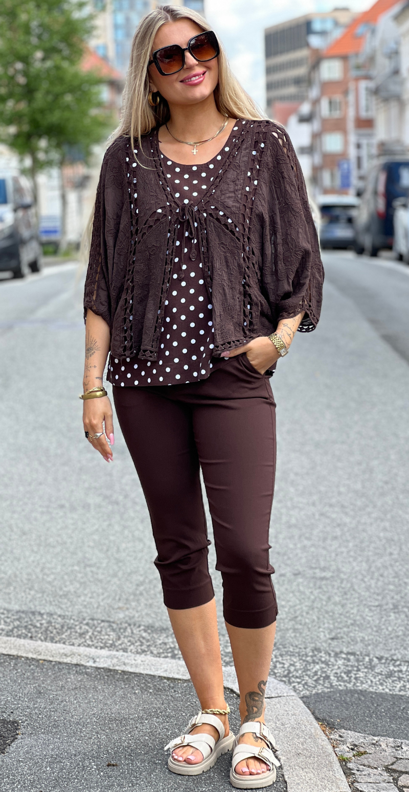 Vivi blonde cardigan med hæklede detaljer brun LikeLondon