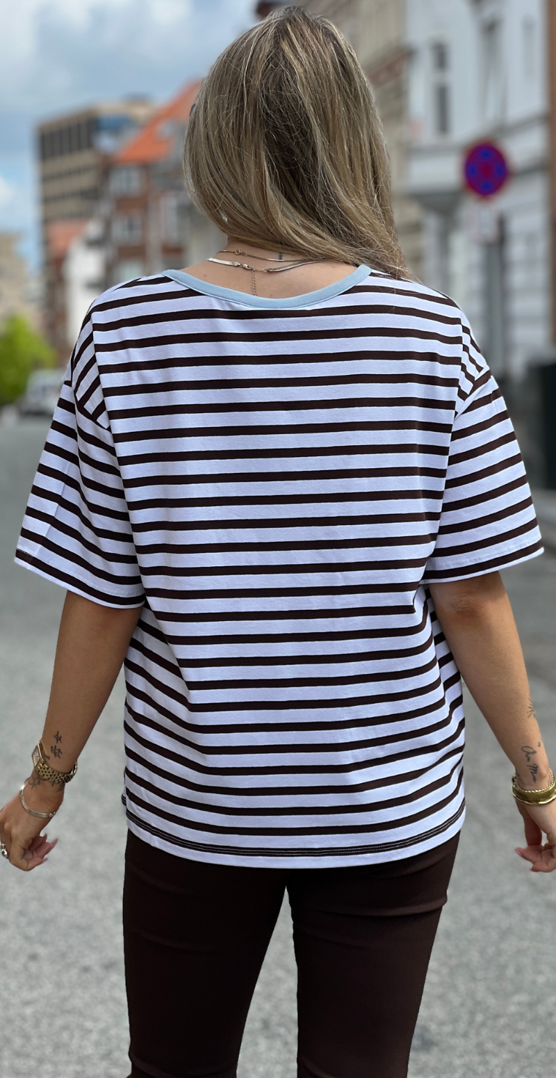 Fenjal t-shirt med striber og blomst brilliant white w. coffee bean Freequent