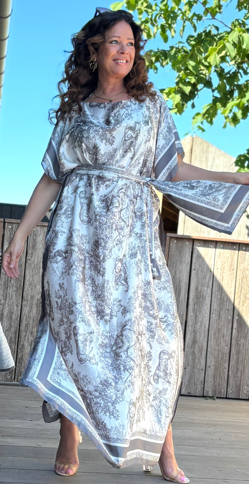 Lang sarong med jungleprint grå LikeLondon