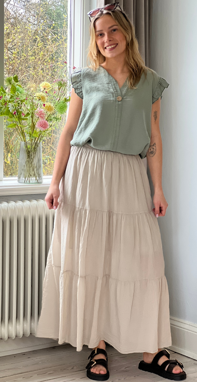 Gigi lang nederdel med peplum beige LikeLondon