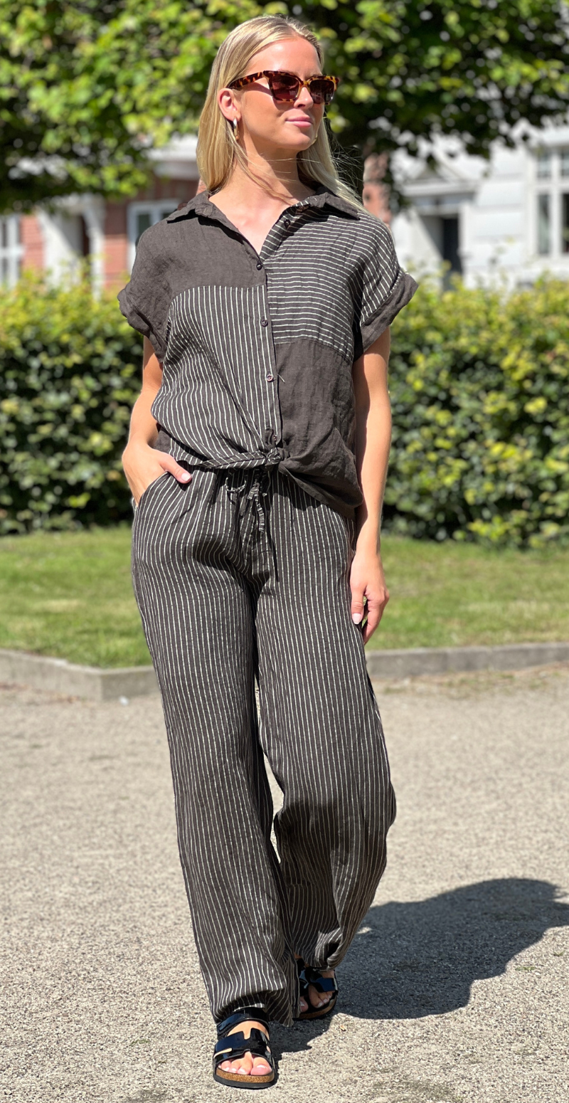 Kaitlin hørbluse med felter af striber brun LikeLondon