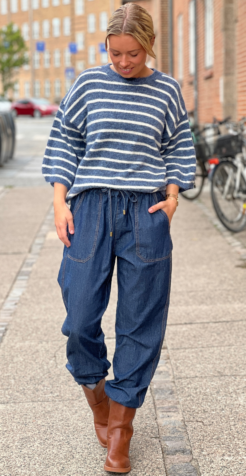 Elina uldstrik med striber og korte ærmer jeans LikeLondon