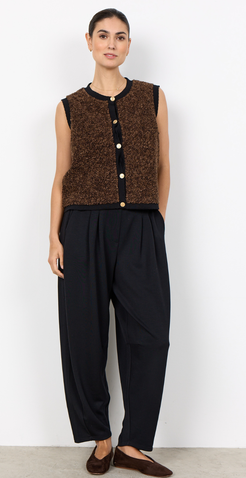 Bessie vest i teddylook med foer brun Soya Concept