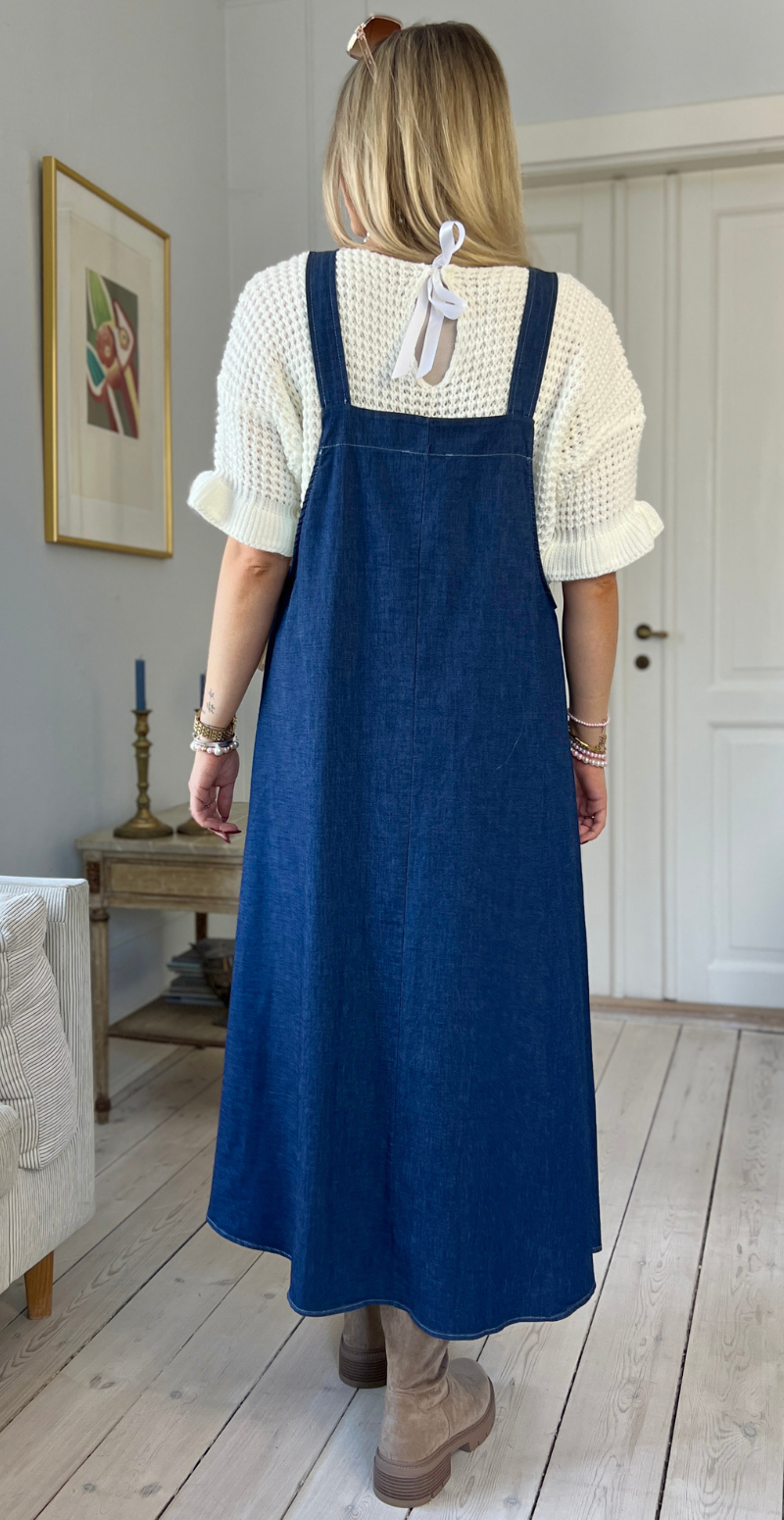Noel denimspencer med træknapper og lomme dark jeans LikeLondon
