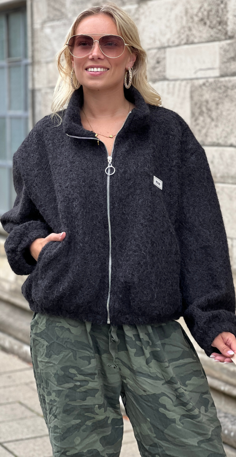 Bonnie kort bomberjakke sort LikeLondon
