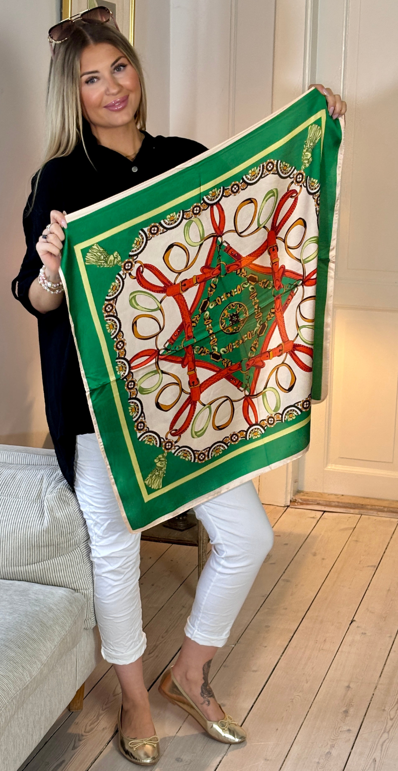 Tørklæde med spænder grøn LikeLondon