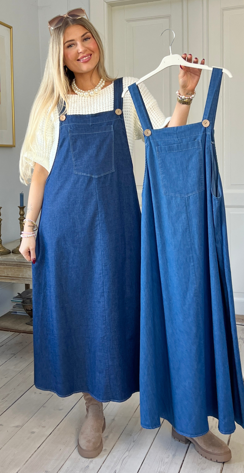 Noel denimspencer med træknapper og lomme dark jeans LikeLondon