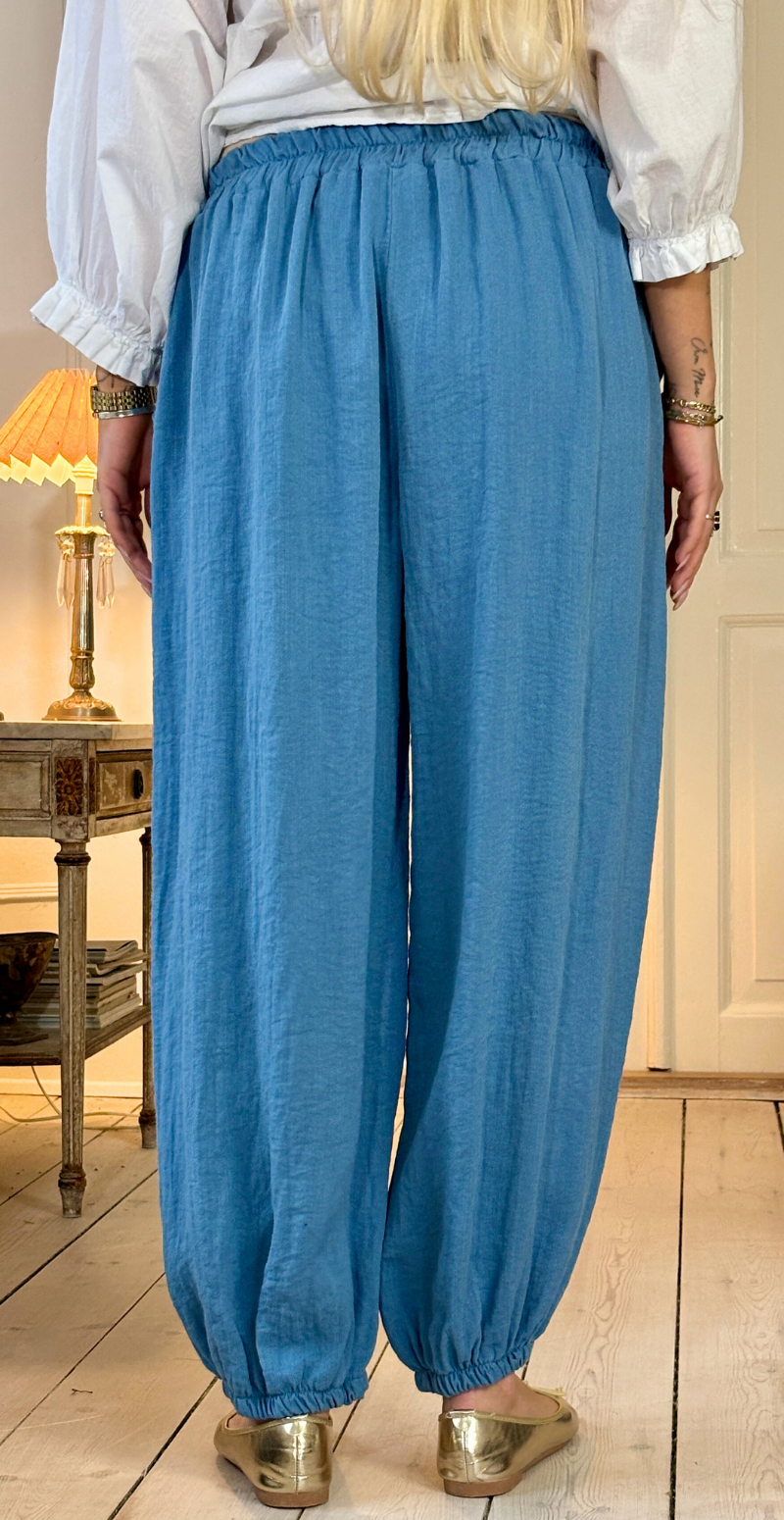 Marietta bukser med bindebånd i taljen og elastik i benene jeans LikeLondon