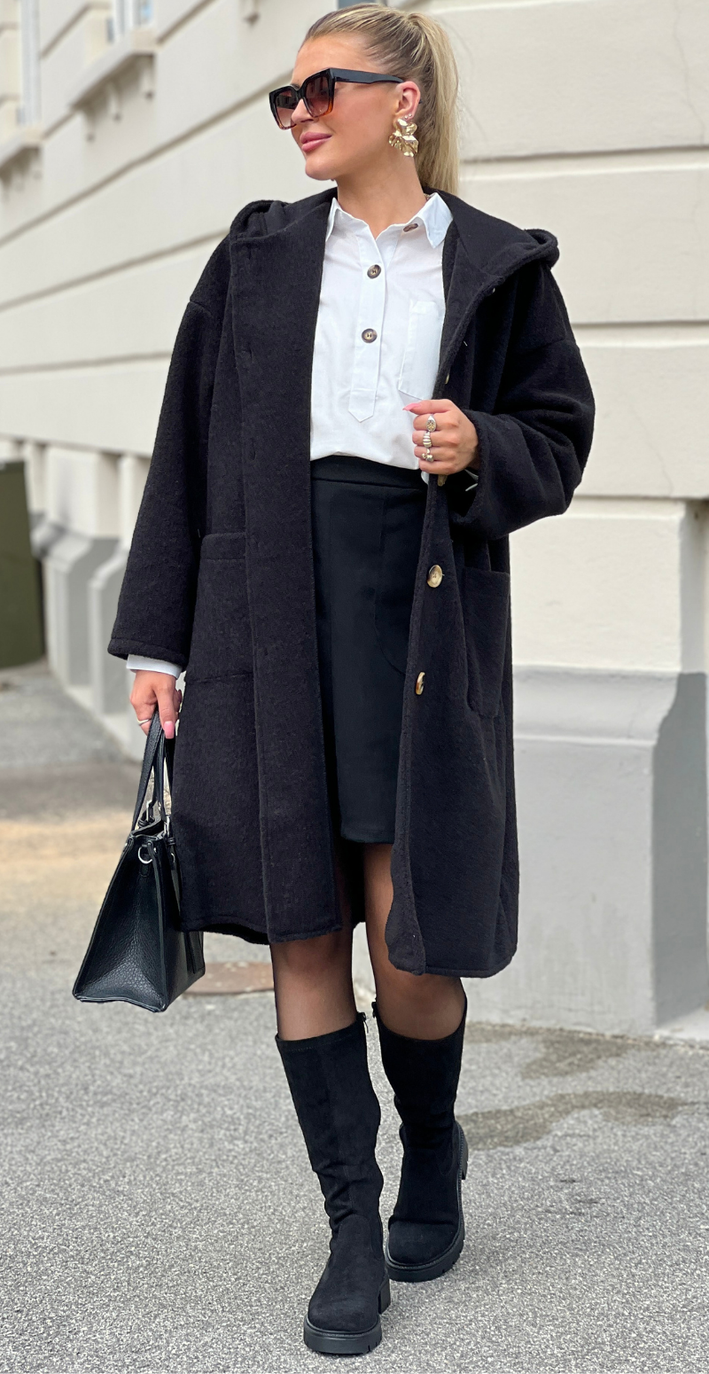 Lucinda kort nederdel i ruskindslook med lommer sort LikeLondon