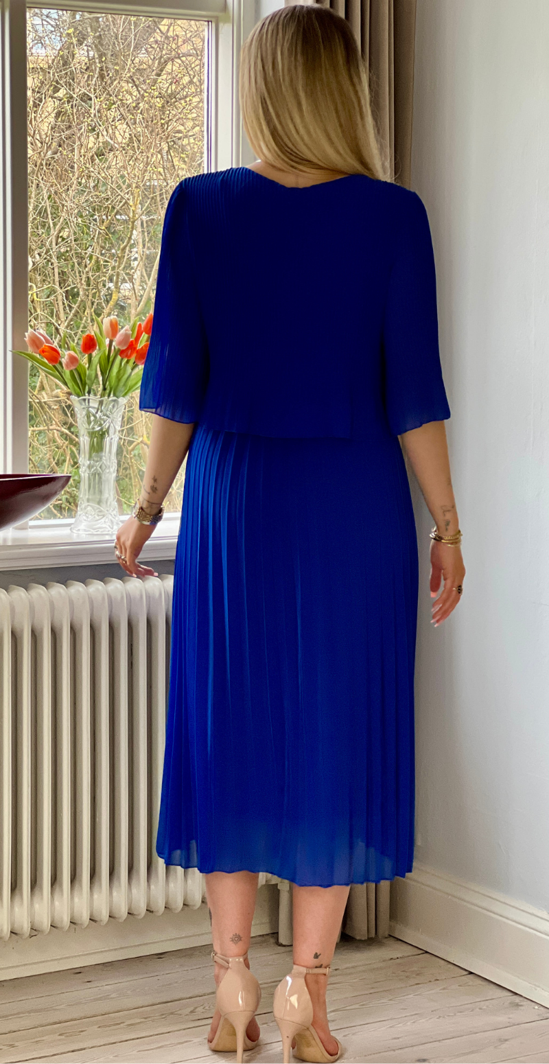 Forudbestil uge 15 Carmen plisseret kjole med elastik i taljen royal blue LikeLondon