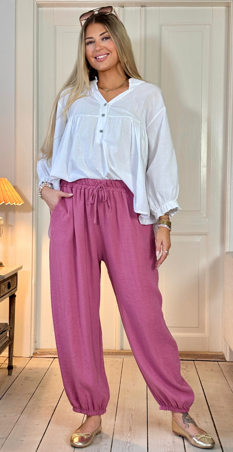 Marietta bukser med bindebånd i taljen og elastik i benene cipolla LikeLondon