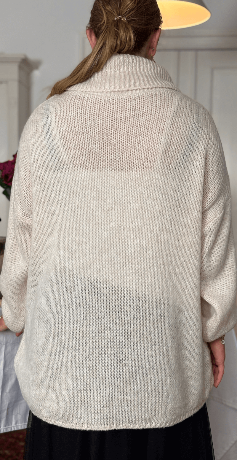 Irene uldstrik med halskrave creme LikeLondon