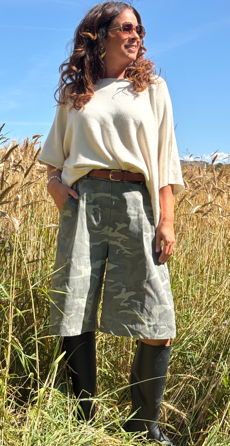 Elva strikbluse med vidde og 3/4 ærmer beige LikeLondon