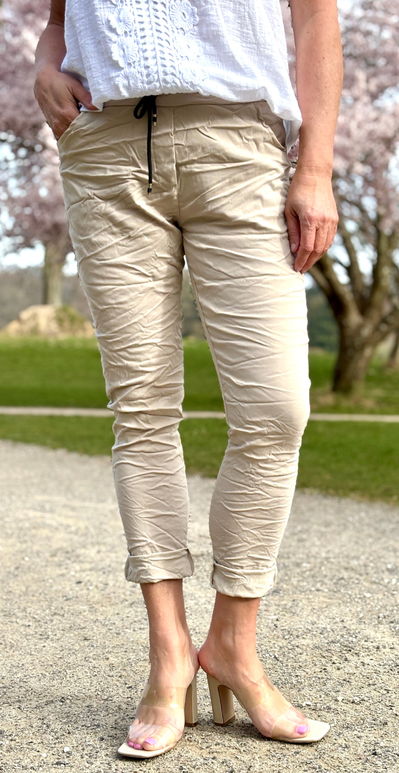 Nora buks med elastik & snøre i livet beige LikeLondon