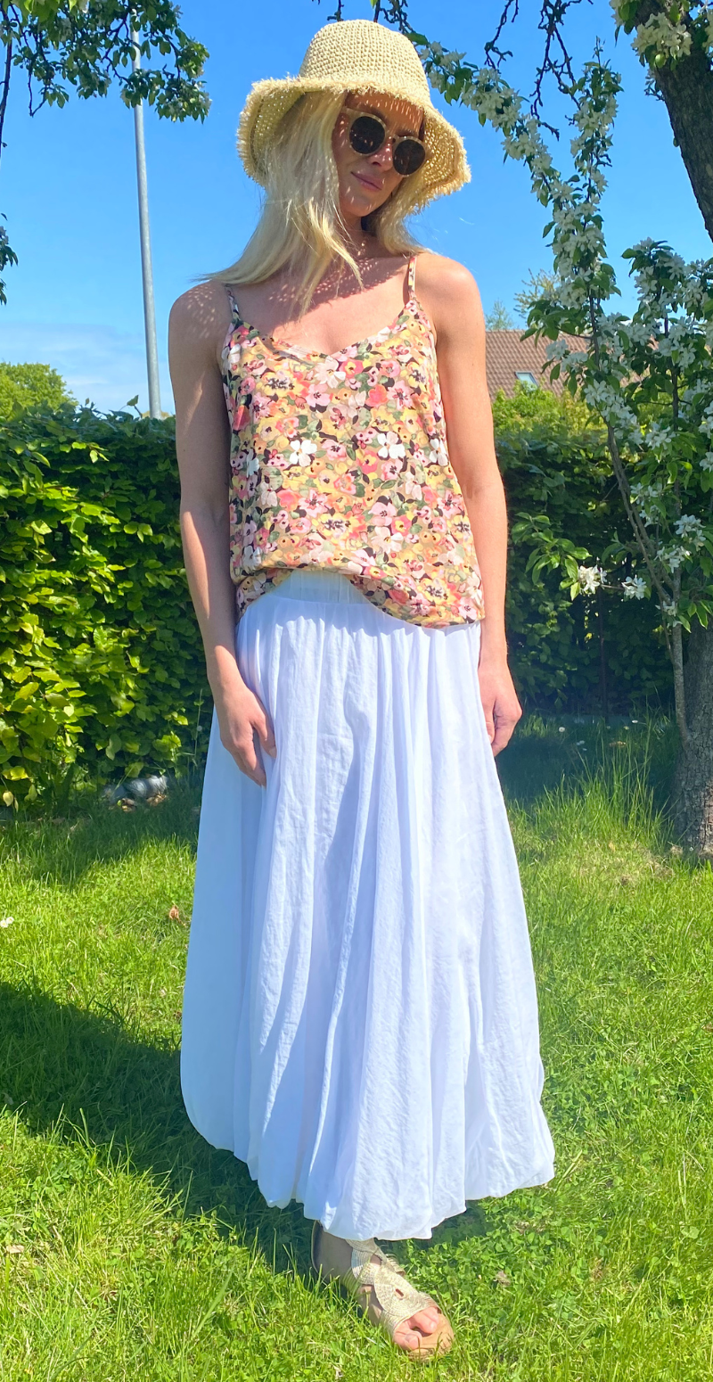 Joella stroptop coral blush flower