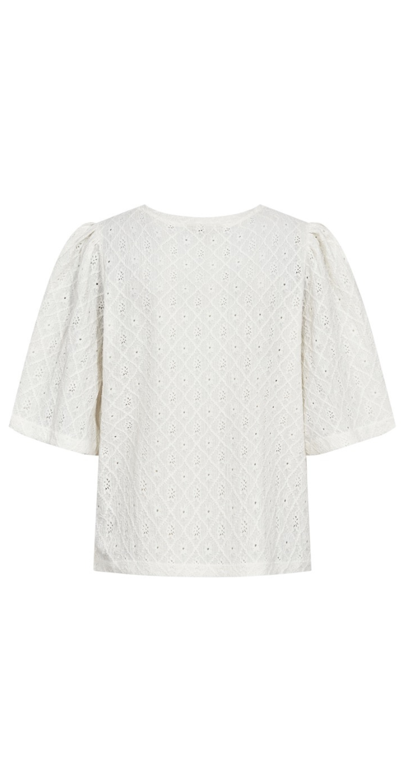 Kiona bluse med hulmønster star off-white Freequent