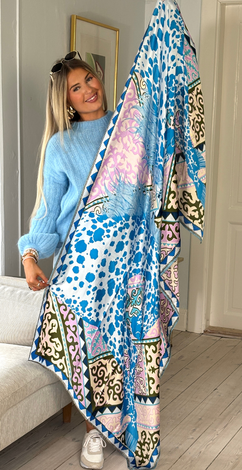 Tørklæde i silk-look med motiv af hest royalblue/lilla LikeLondon