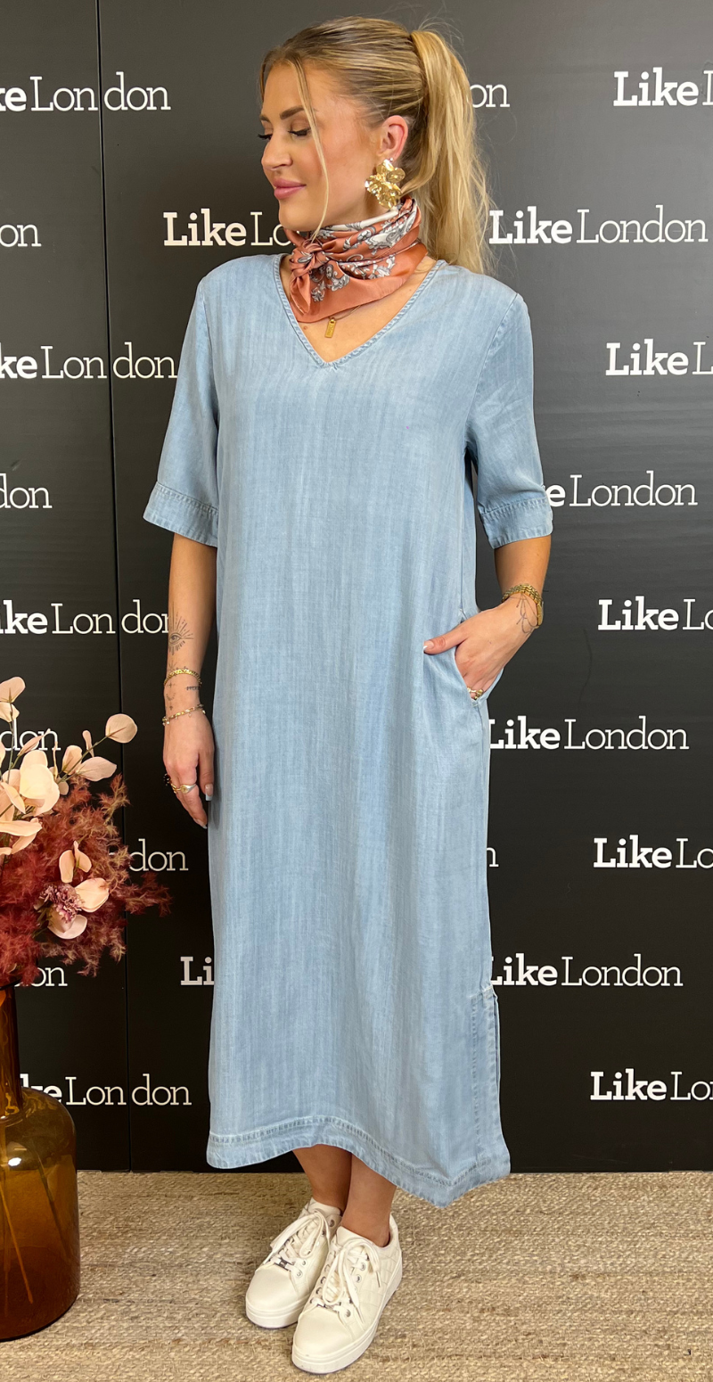 Lana kjole light blue denim