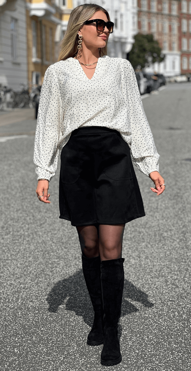 Elin bluse Star Off-white w. Black