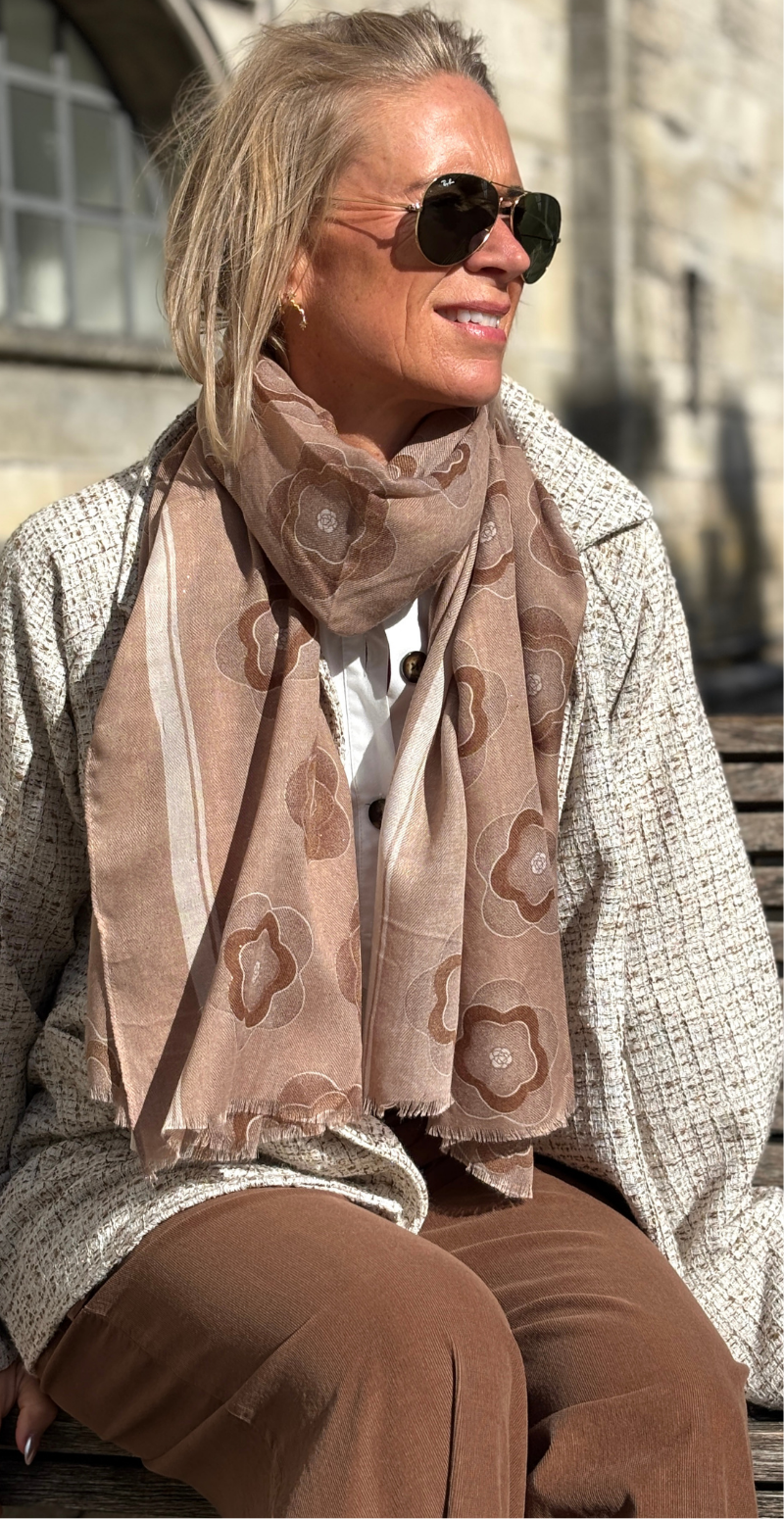 TØRKLÆDE MED BLOMSTER OG GLITTER KHAKI LIKELONDON