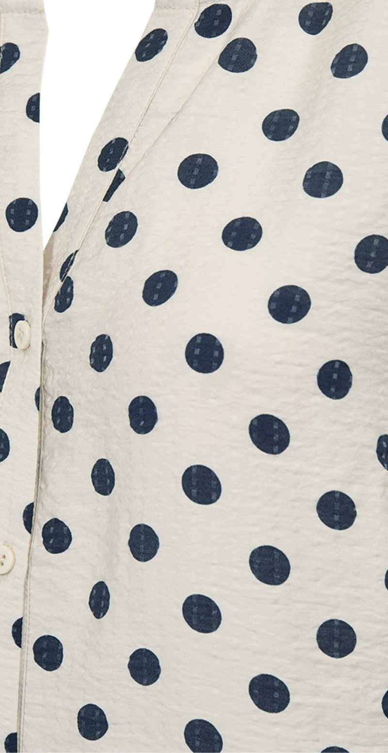Alma bluse i krepp kvalitet med prikker moonbeam w. navy Freequent