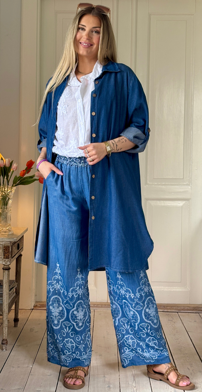 Ivy denim kjole med knapper dark jeans LikeLondon