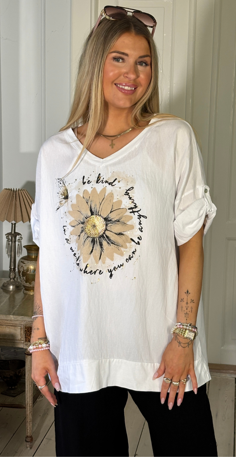 Isola bluse med korte ærmer og marguerit blomst hvid LikeLondon