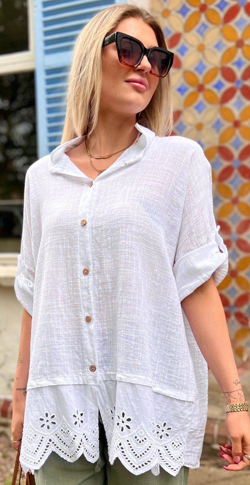 Forudbestil uge 22 Oda skjortebluse med broderi anglaise hvid LikeLondon