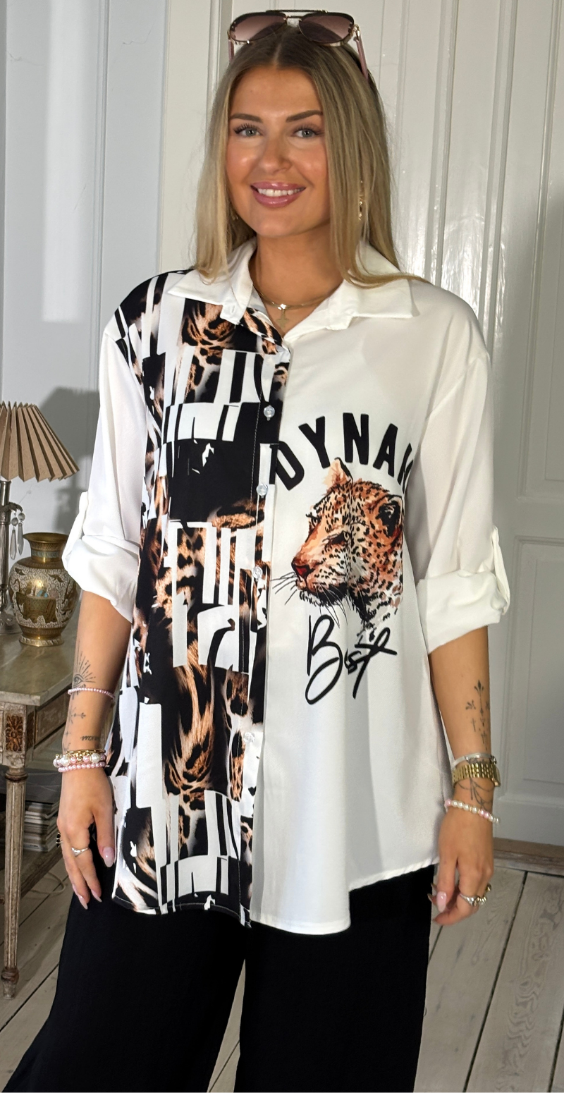 Tracy skjorte med leopardmotiv hvid leopard LikeLondon