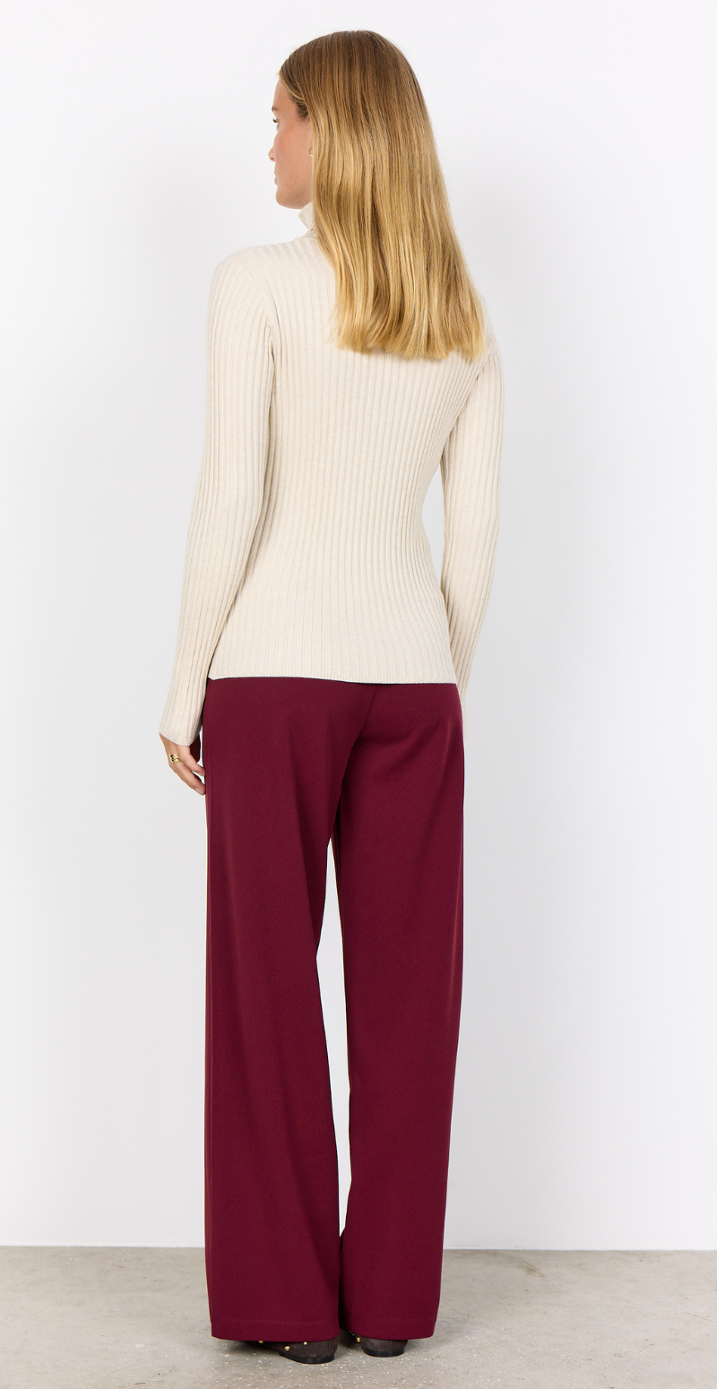 Dollie bluse med ribdetaljer creme Soyaconcept