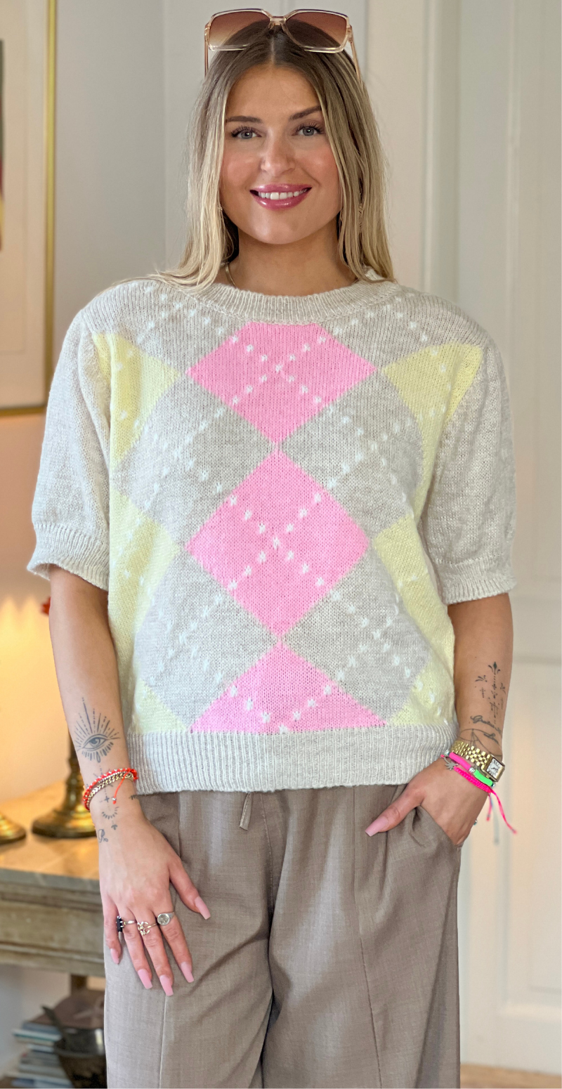 Uma kortærmet strik med harlekin mønster beige LikeLondon