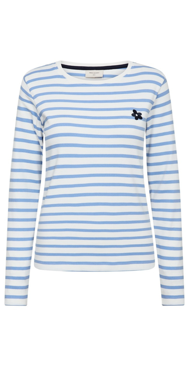 Famila bluse med striber og blomst off-white w. vista blue FreeQuent