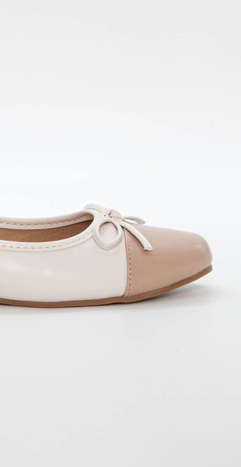 Ballerina med sløjfe beige Duffy