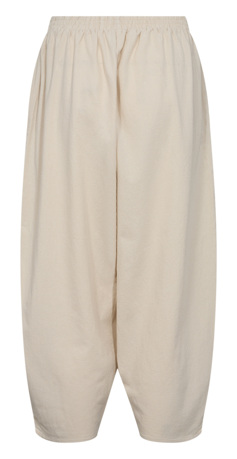 bukser med elastik i taljen og 7/8 længe sand