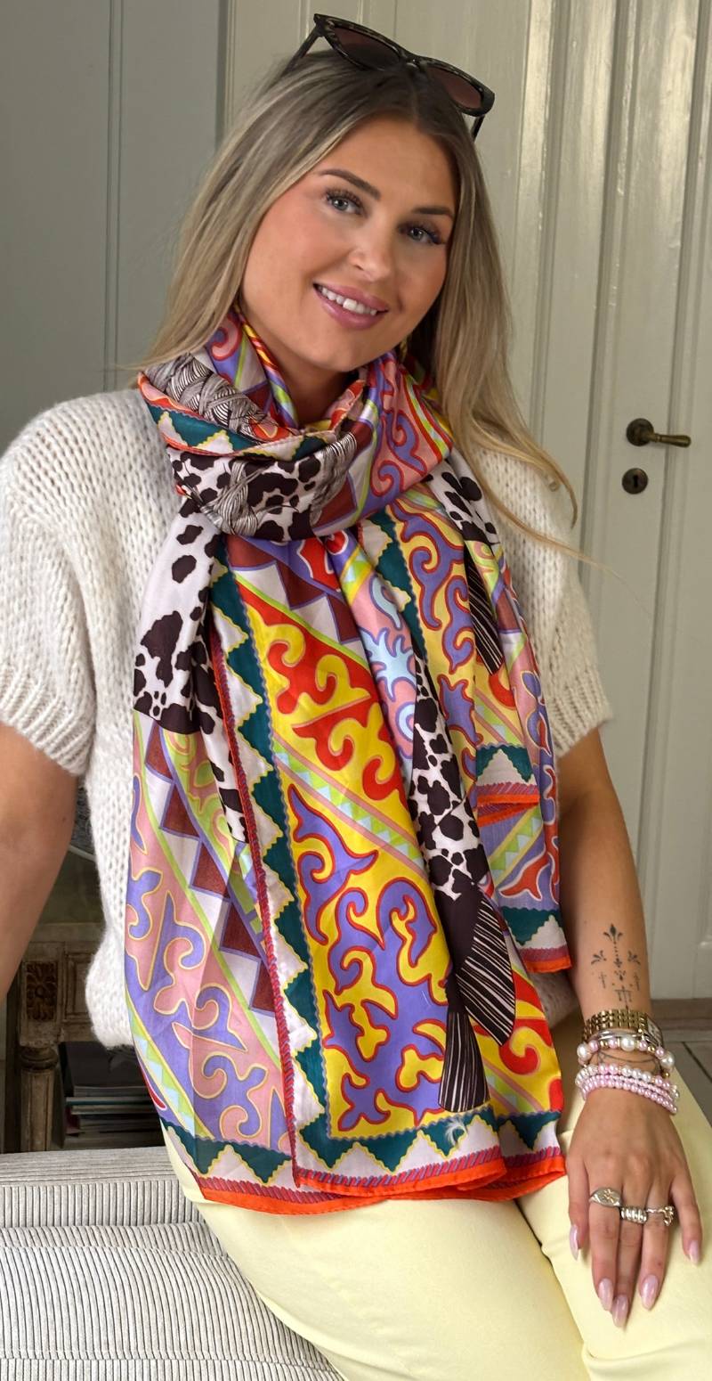 Tørklæde i silk-look med motiv af hest lyslilla/multi LikeLondon