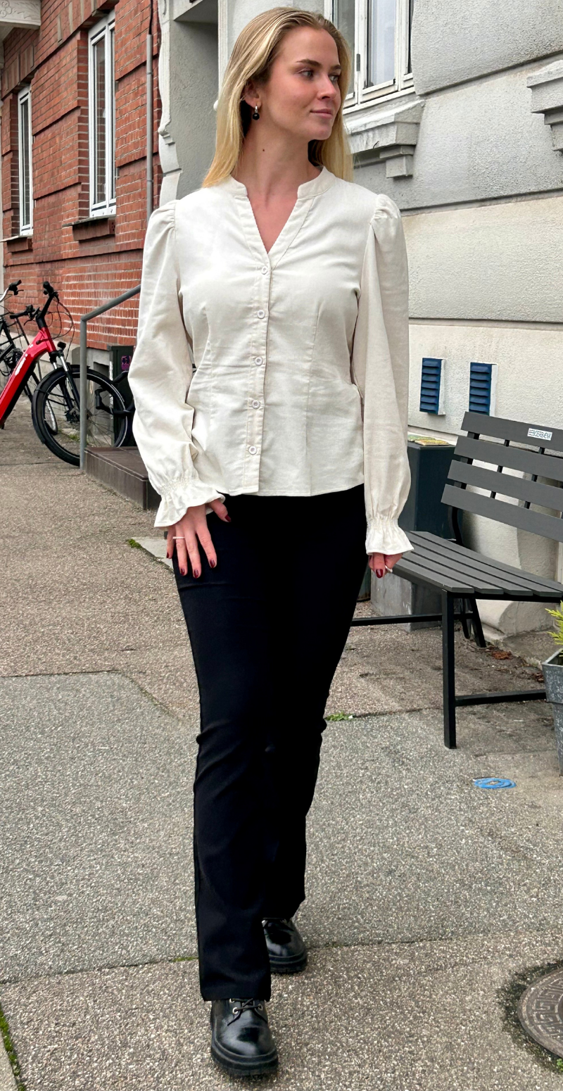 Denord gennemknappet fløjlsbluse birch B-young
