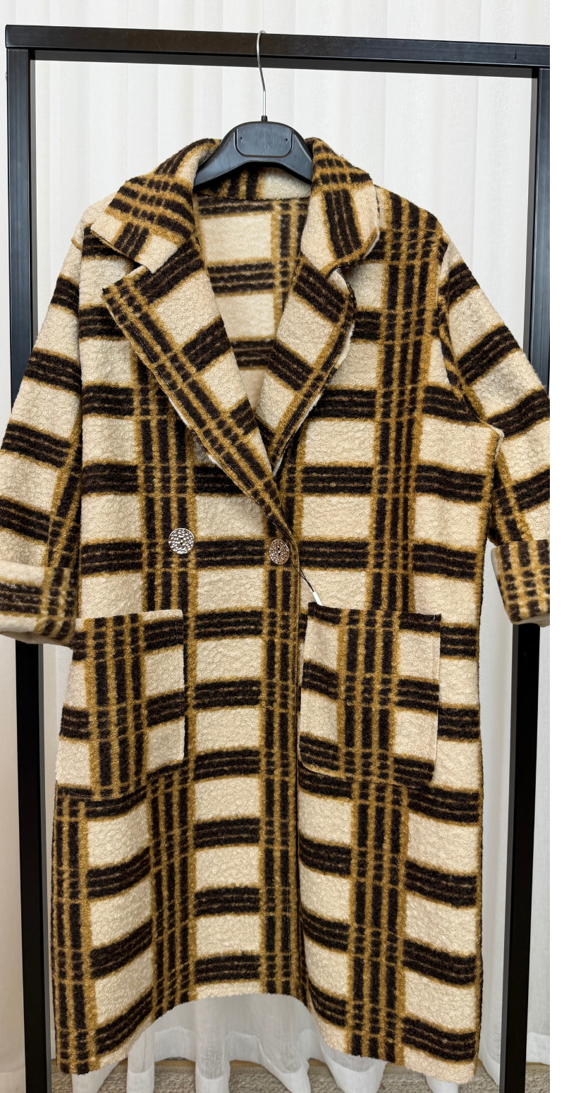 Edith ternet jakke med lommer og knapper beige LikeLondon