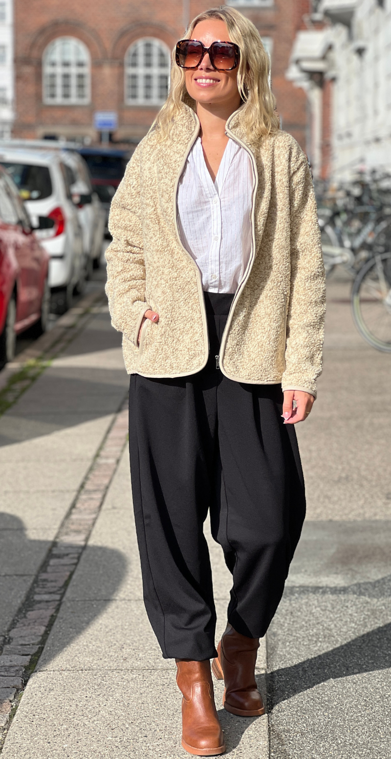 Bessie jakke i teddylook med foer beige Soya Concept