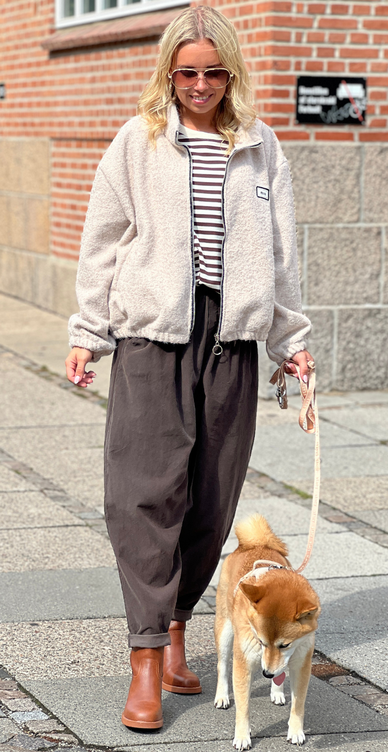 Bonnie kort bomberjakke beige LikeLondon