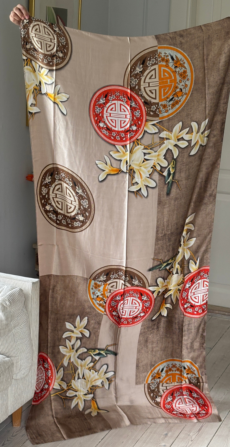 Tørklæde med fugle og blomster brun/rød LikeLondon