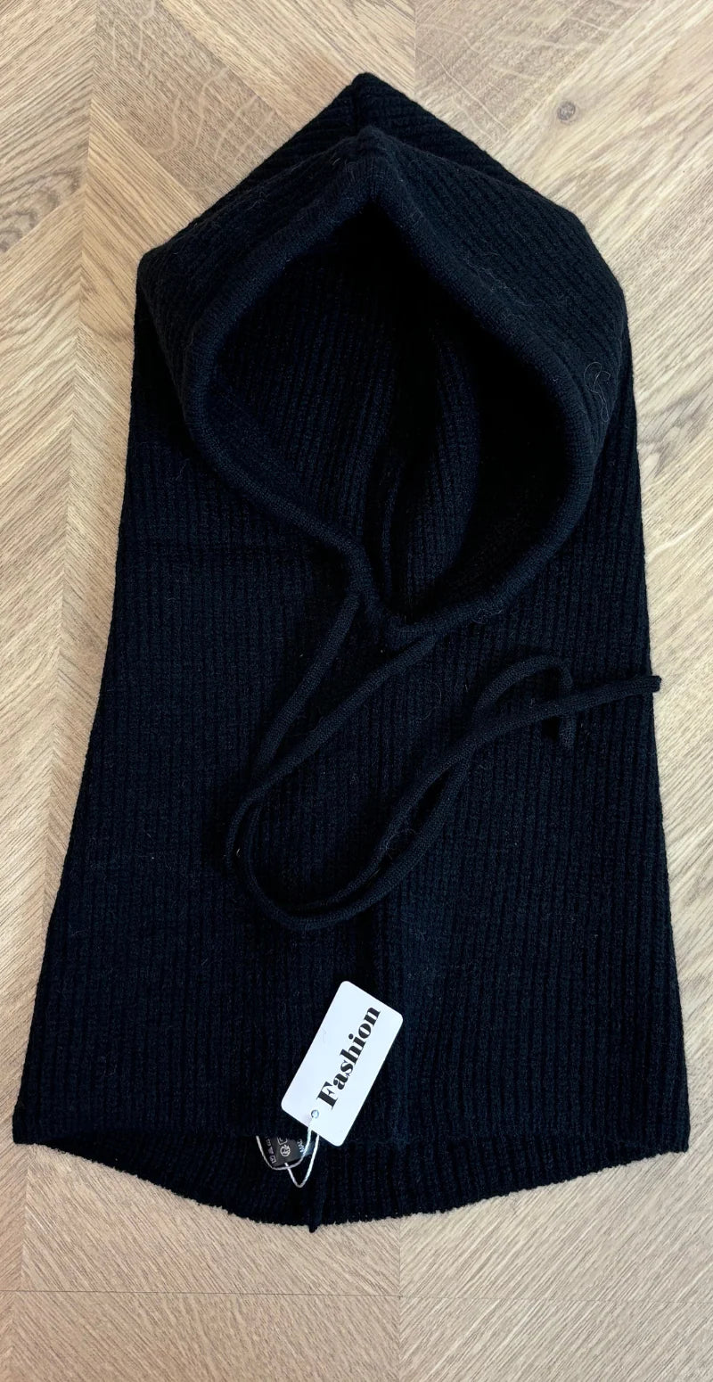 Balaclava med snøre sort LikeLondon