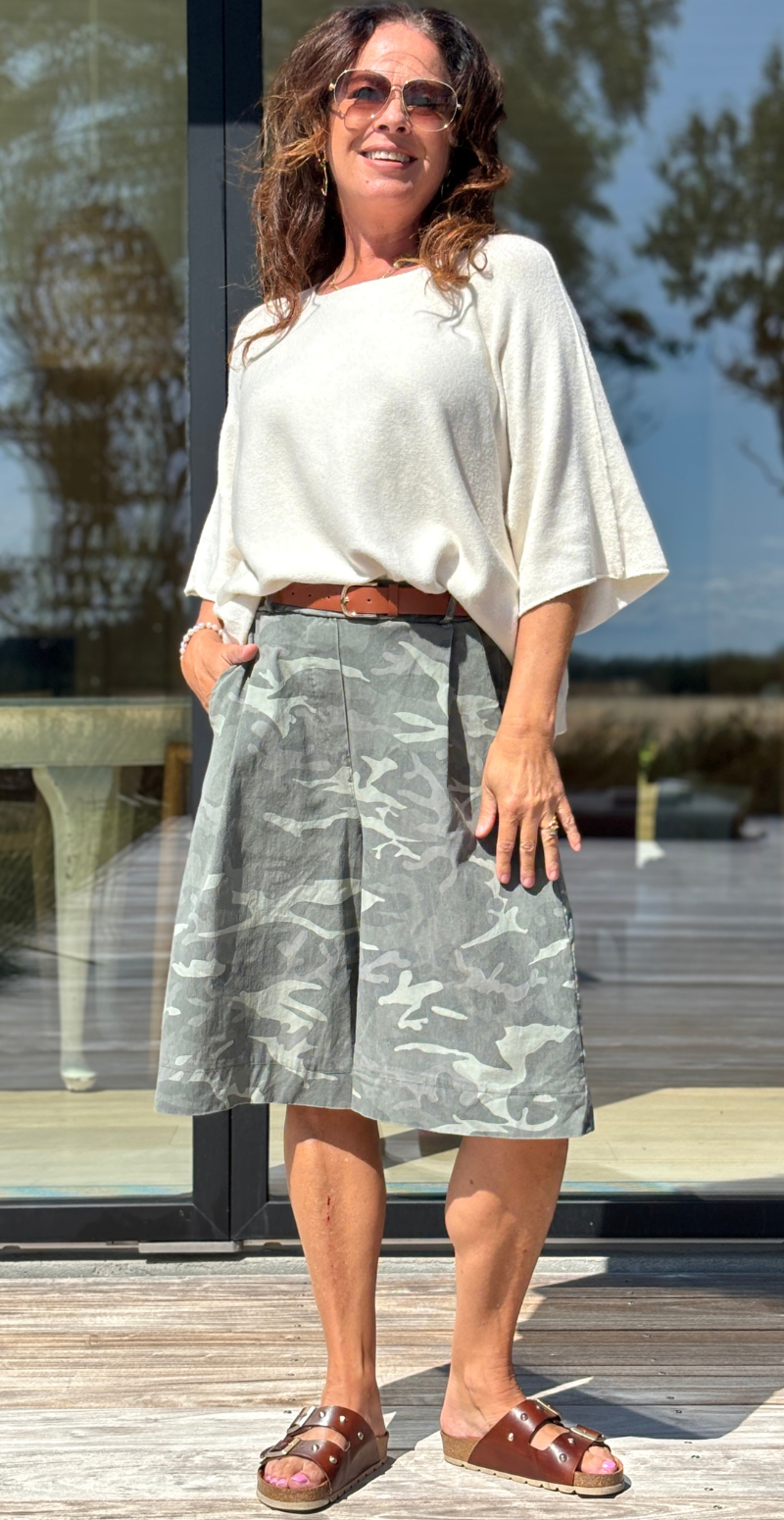 Elva strikbluse med vidde og 3/4 ærmer beige LikeLondon