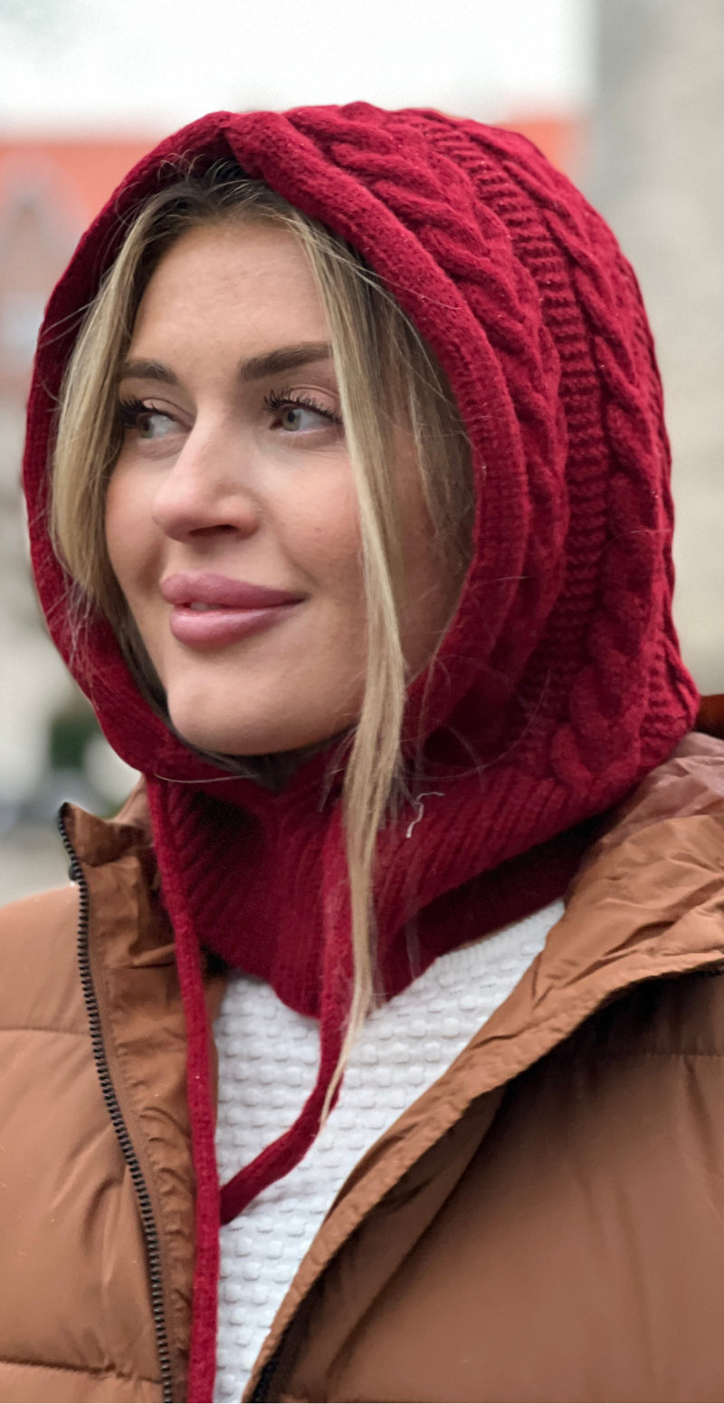 Kabelstrikket balaclava i uld bordeaux LikeLondon