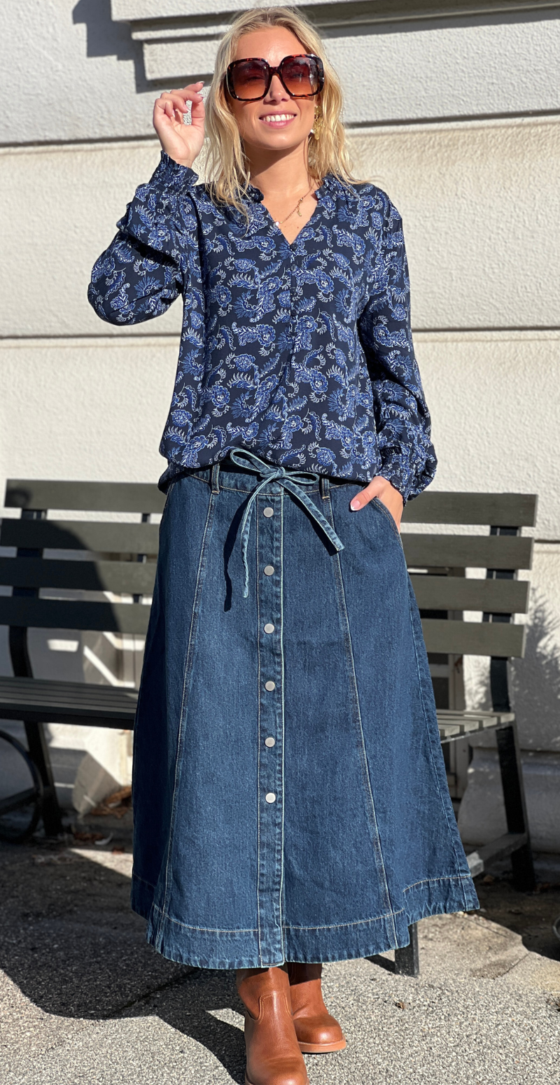 Lukan denim nederdel med knapper dark blue denim b.young