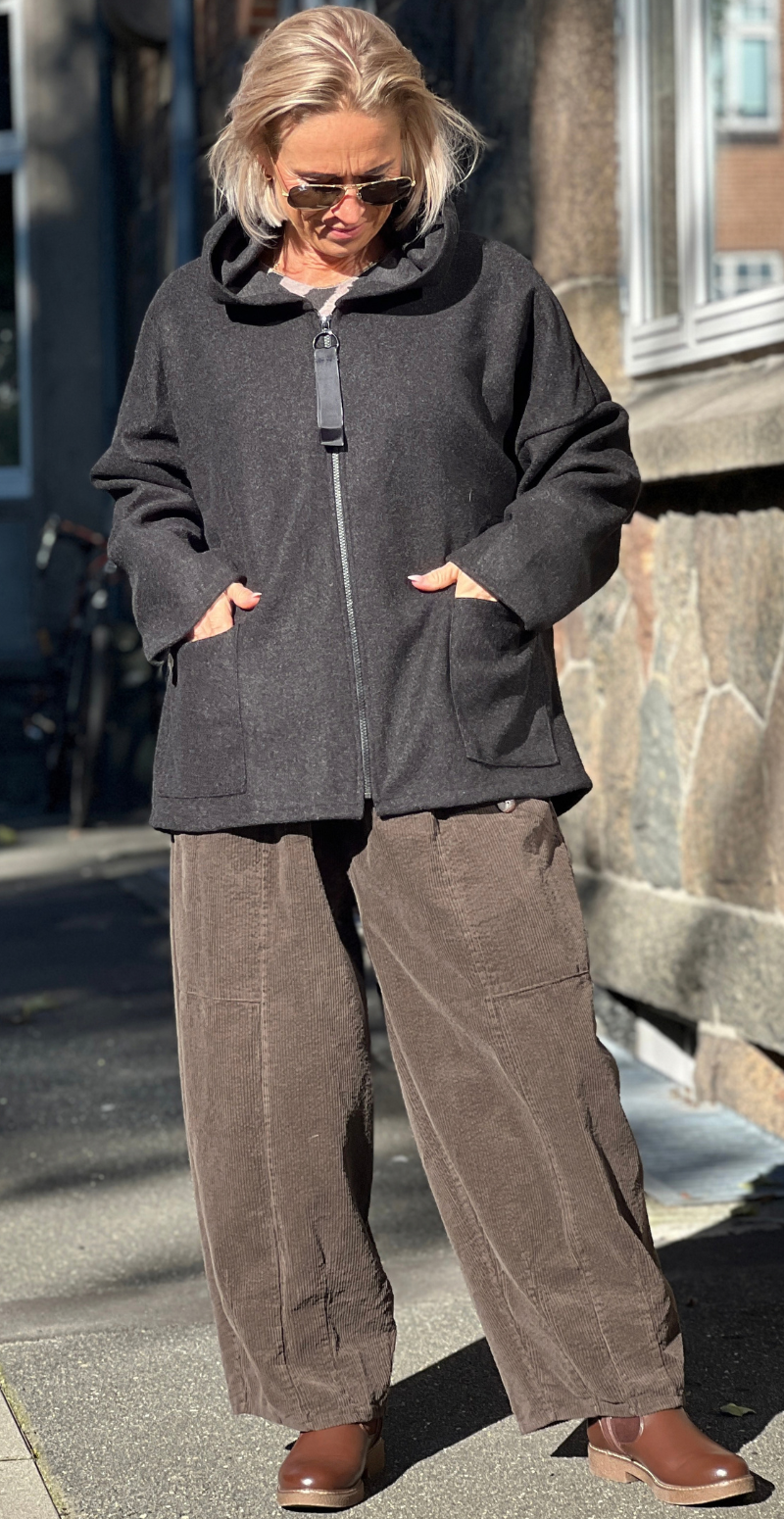 Alice fleece jakke med hætte sort LikeLondon