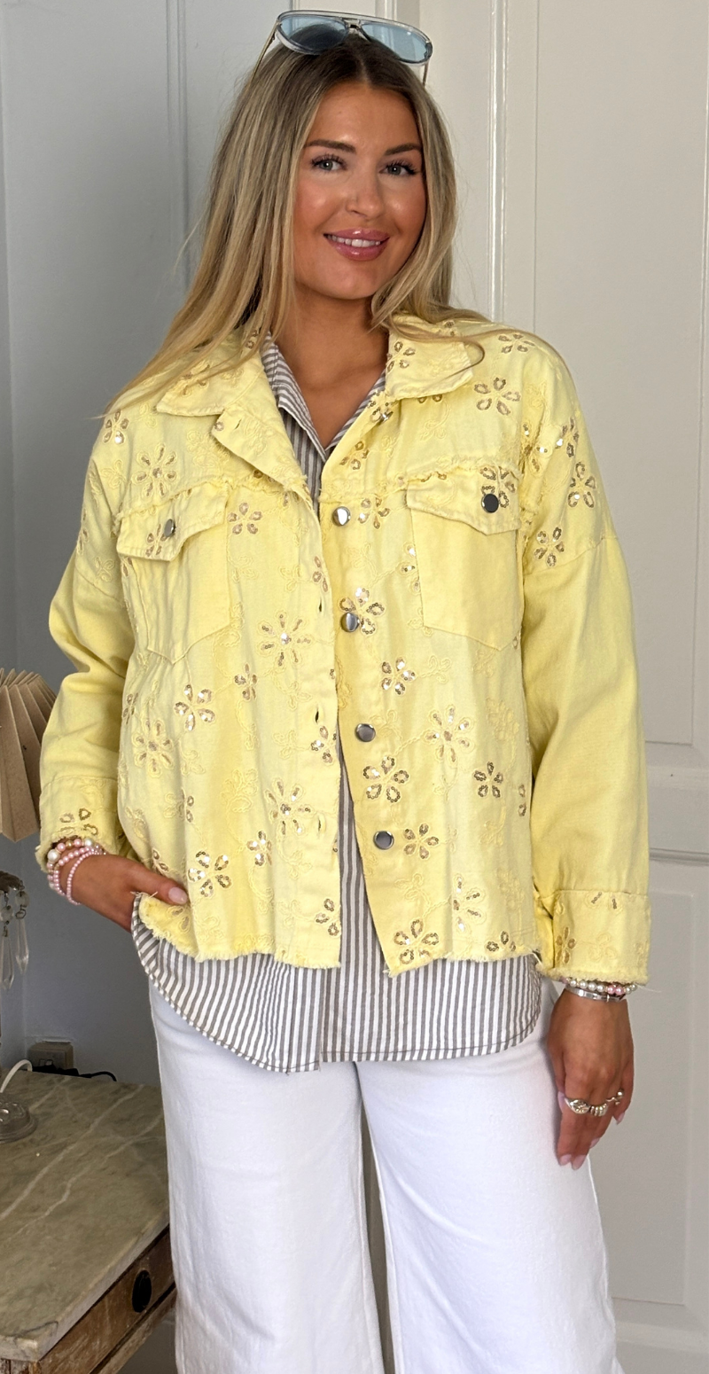 Laney canvas jakke med broderede blomster og pailletter gul LikeLondon