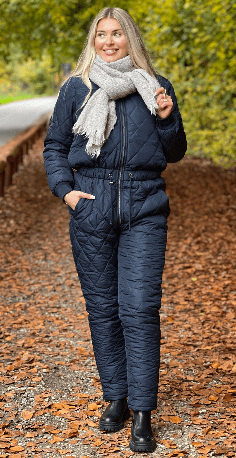 Quiltet jumpsuit navy